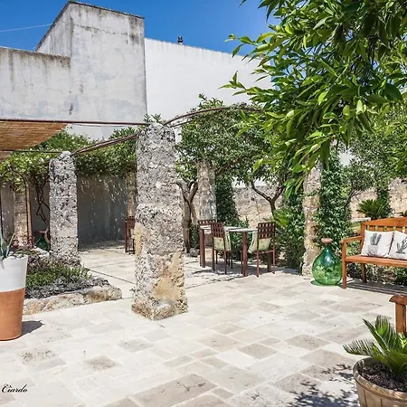 Corte Piri Gasthof Tricase